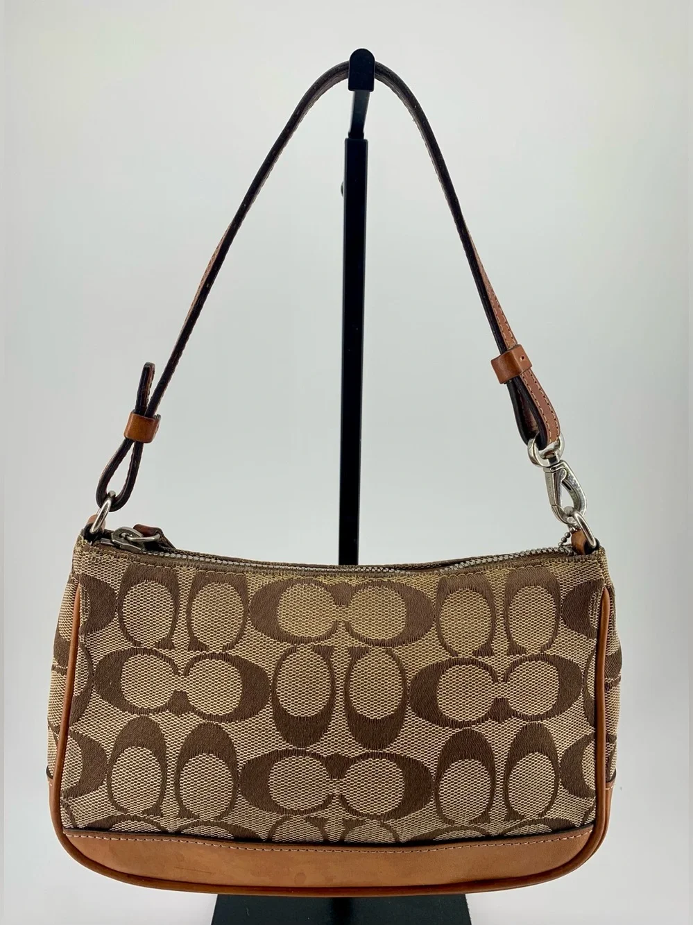 Coach Vintage Signature Demi Pouch/Shoulder Bag